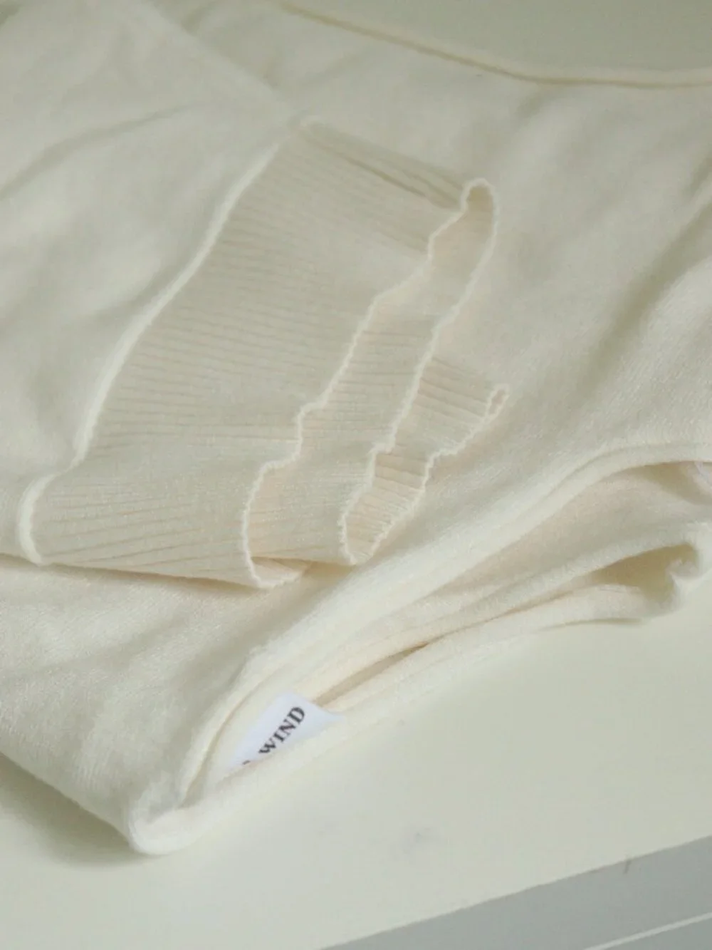 off shoulder/boat neck cream knit top - Picture 7 of 7